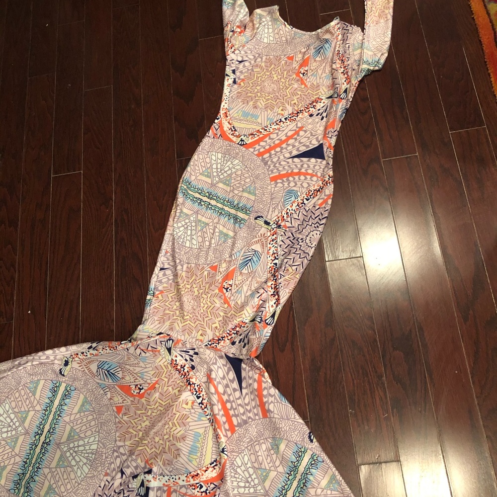 Gorgeous multicolored dress, gown length‼️